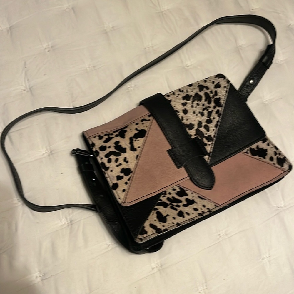 Top shop crossbody